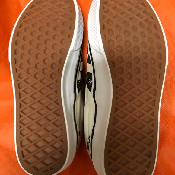 Vans checkered slip ons - Picture 7 of 8